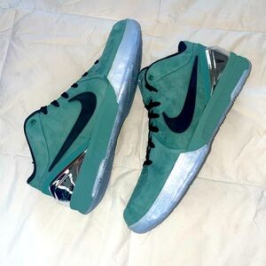 Nike Zoom Kobe 4 Girl Dad- Size 11